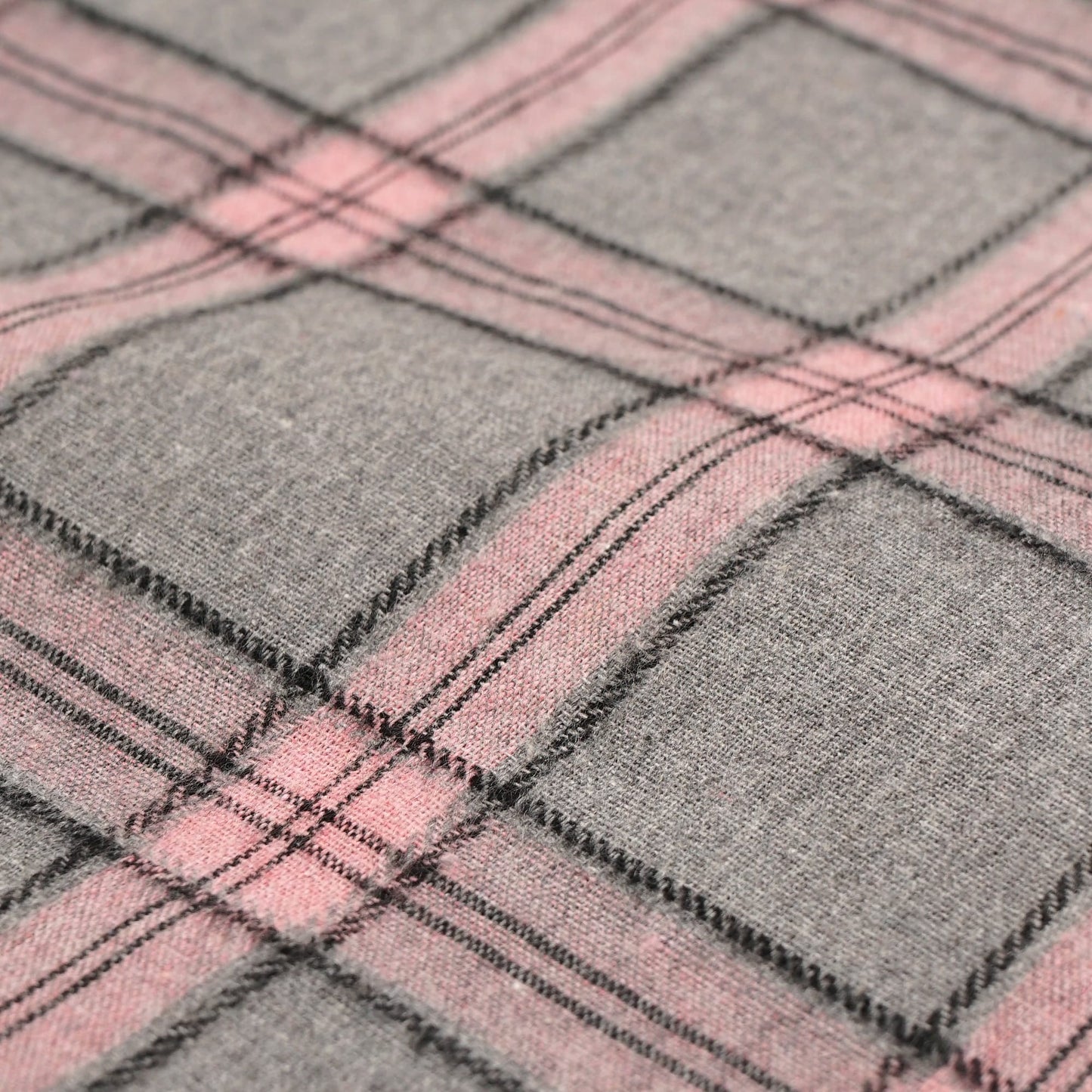 SHN Plaid Flannel Hooded Long Sleeve Shirt