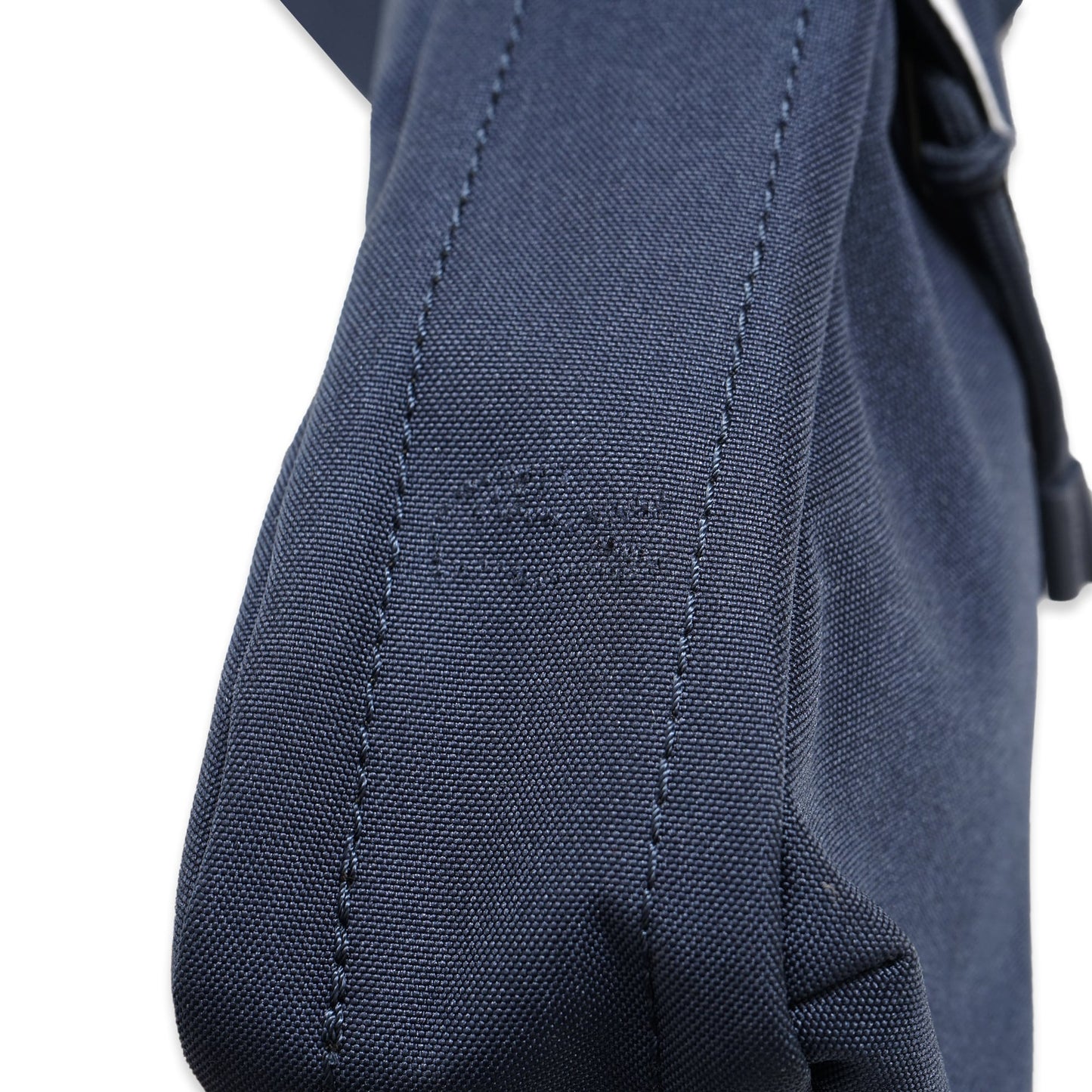 LCST Neocroc Vertical Messenger Bag